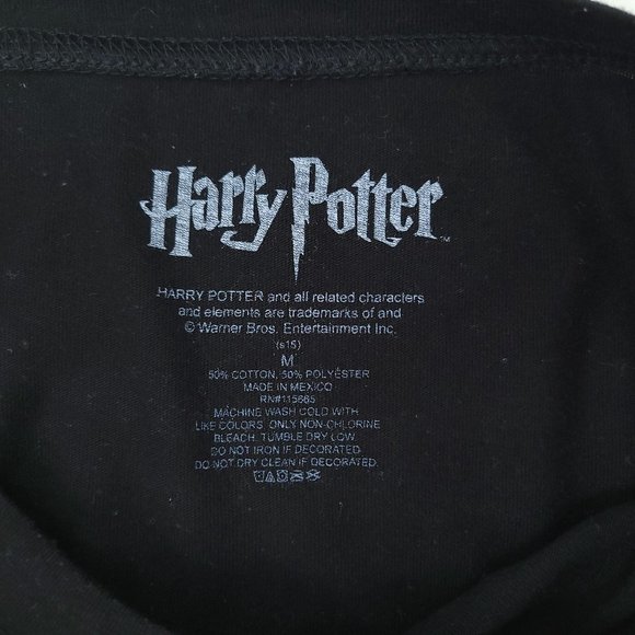 Hogwarts Harry Potter T Shirt Size M Crest Graphic School Witchcraft Wizardry - Picture 9 of 9